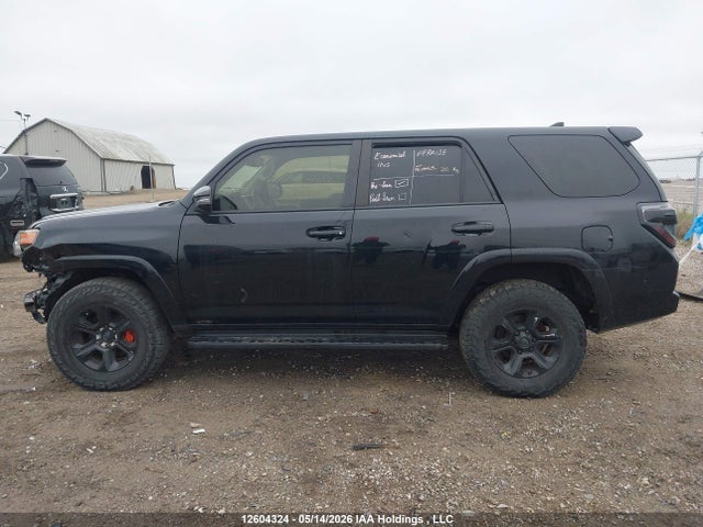 JTEBU5JR9H5415240 Toyota 4RUNNER SR5