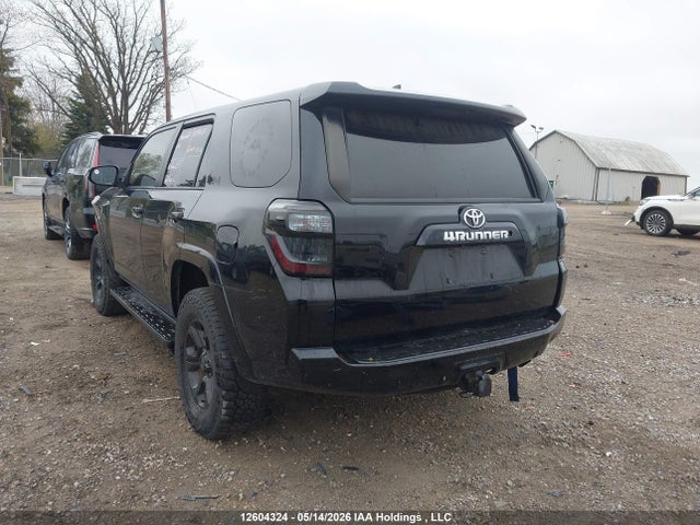 JTEBU5JR9H5415240 Toyota 4RUNNER SR5