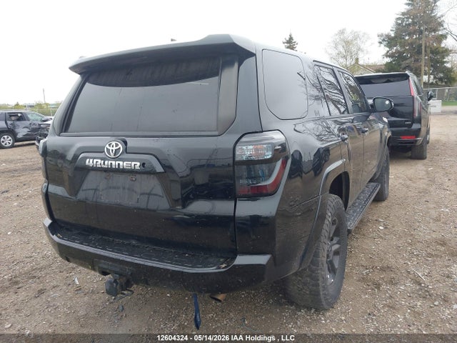 JTEBU5JR9H5415240 Toyota 4RUNNER SR5