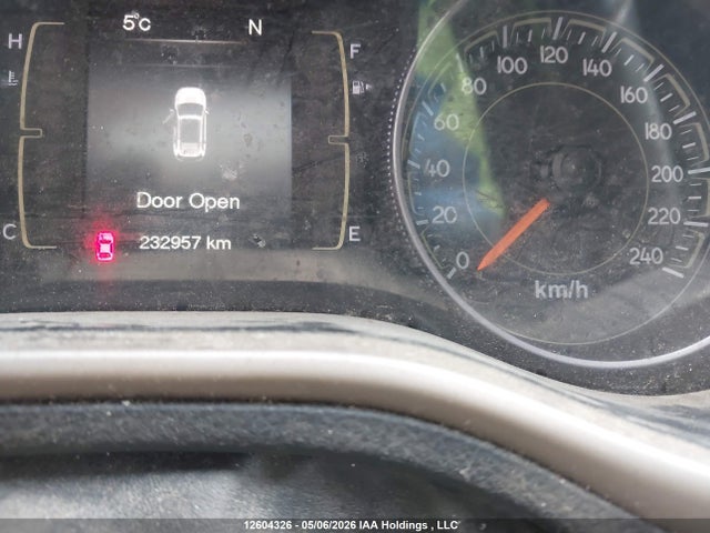 Jeep Cherokee North 2015 1C4PJMCB4FW702604 Image 14