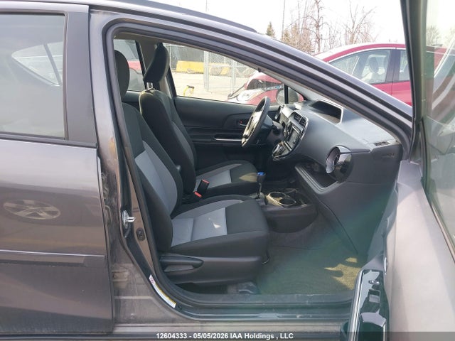 JTDKDTB38J1599277 Toyota PRIUS C