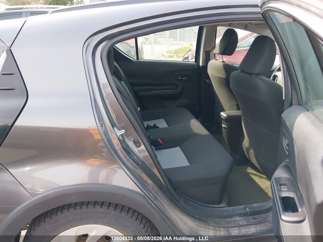 JTDKDTB38J1599277 Toyota PRIUS C
