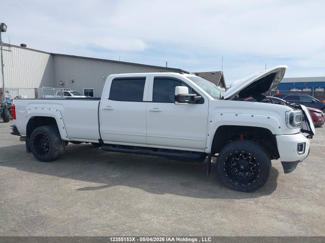 1GT42XCY6JF269625 GMC Sierra 3500hd Slt