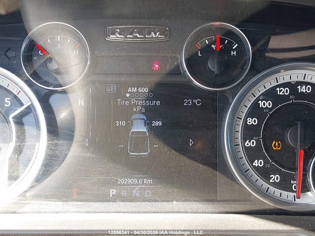 1C6RR7NM4GS378961 RAM 1500 Laramie