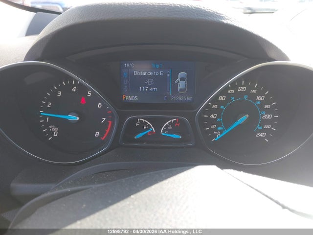 Продаж на аукціоні авто 2015 Ford Escape Se, vin: 1FMCU9G98FUC38475, номер лоту: 12598792