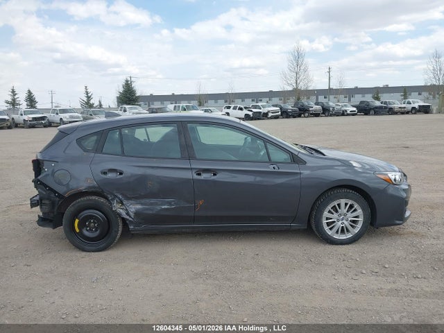 4S3GTAE66J3737695 Subaru Impreza Premium Plus