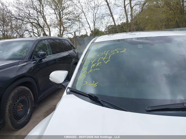 3CZRU6H5XGM104141 Honda HR-V EX