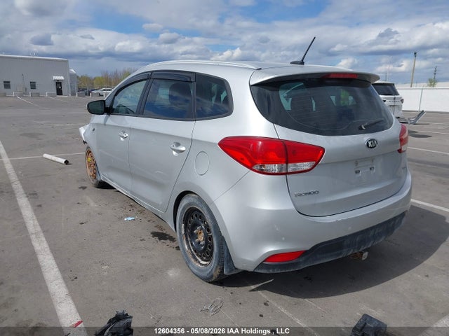 KIA Rondo 2016 KNAHT8A30G7134250 Image 3