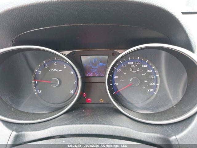 2010 Hyundai Tucson Gls მანქანა იყიდება აუქციონზე, vin: KM8JTCAC4AU053358, აუქციონის ნომერი: 12604372