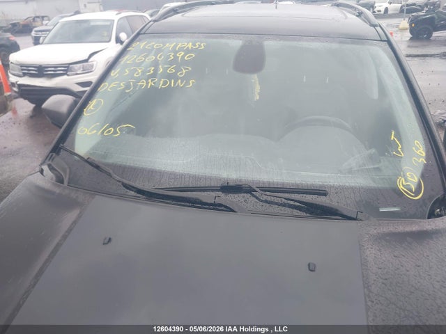 12604390 :رقم المزاد ، 3C4NJDDB9MT583568 vin ، 2021 Jeep Compass Trailhawk مزاد بيع