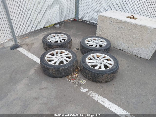 12604394 :رقم المزاد ، JM1CW2CL7C0108908 vin ، 2012 Mazda Mazda5 Gs مزاد بيع