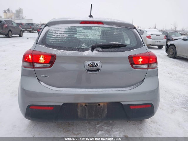 3KPA25AD4ME373715 KIA Rio Lx Premium/lx+