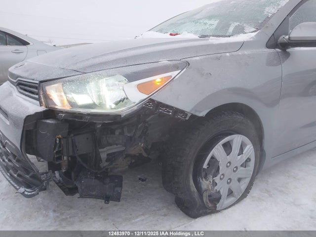 3KPA25AD4ME373715 KIA Rio Lx Premium/lx+