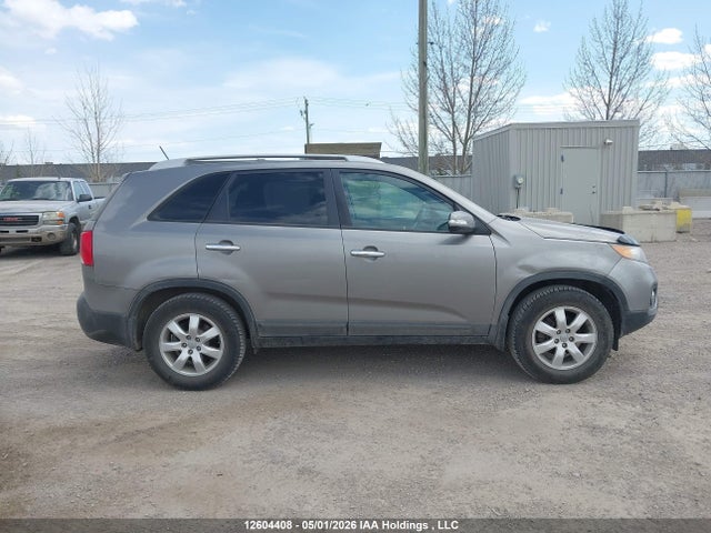 2012 Kia Sorento მანქანა იყიდება აუქციონზე, vin: 5XYKT3A67CG223686, აუქციონის ნომერი: 12604408
