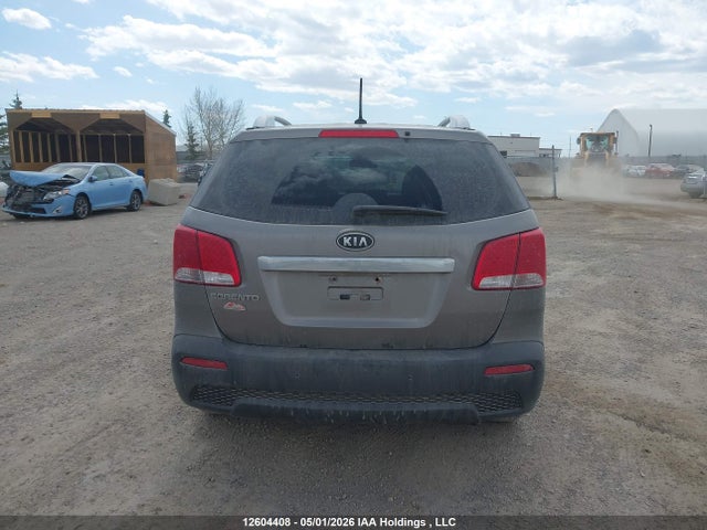 2012 Kia Sorento მანქანა იყიდება აუქციონზე, vin: 5XYKT3A67CG223686, აუქციონის ნომერი: 12604408