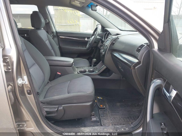 2012 Kia Sorento მანქანა იყიდება აუქციონზე, vin: 5XYKT3A67CG223686, აუქციონის ნომერი: 12604408