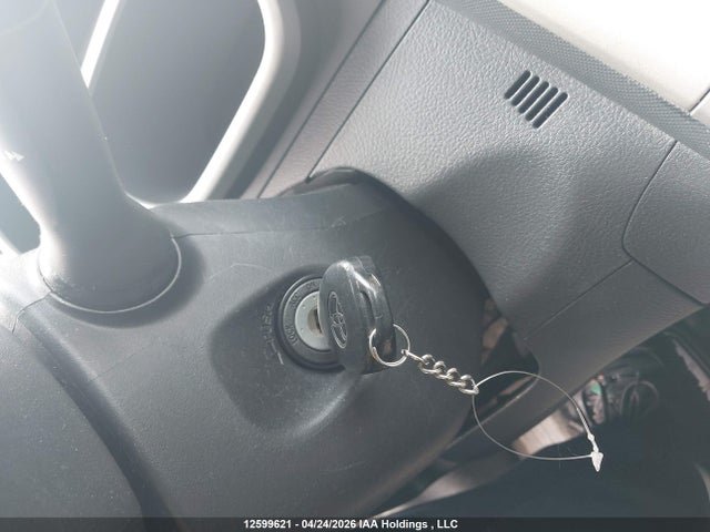 2010 Toyota Matrix მანქანა იყიდება აუქციონზე, vin: 2T1KU4EE5AC439551, აუქციონის ნომერი: 12599621