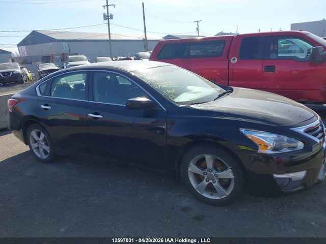 2013 Nissan Altima 2.5/2.5 S/2.5 Sl/2.5 Sv მანქანა იყიდება აუქციონზე, vin: 1N4AL3AP4DN587052, აუქციონის ნომერი: 12597031