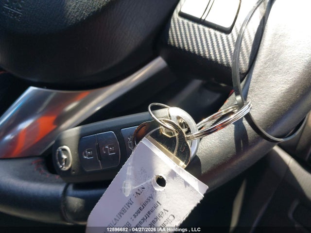 JM1BM1V71E1141752 Mazda MAZDA3