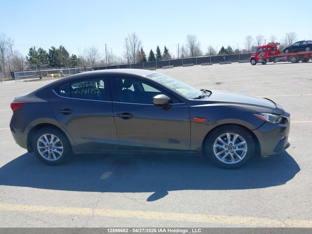 JM1BM1V71E1141752 Mazda MAZDA3