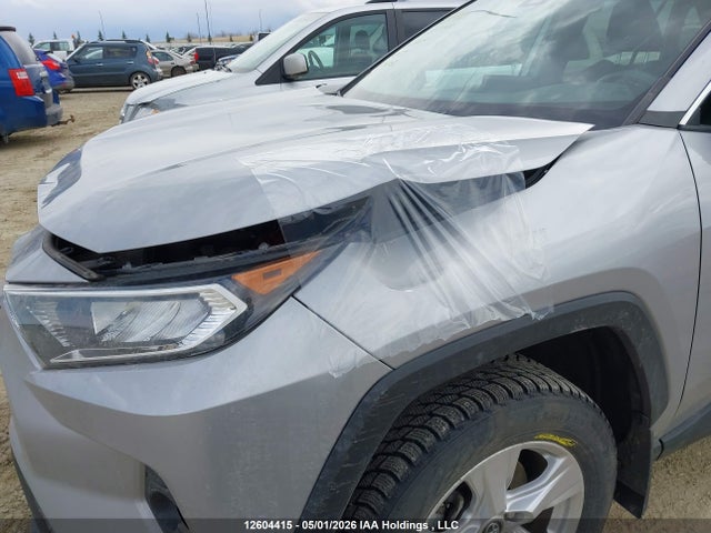 2020 Toyota Rav4 Xle/xle Premium მანქანა იყიდება აუქციონზე, vin: 2T3R1RFV2LW111340, აუქციონის ნომერი: 12604415