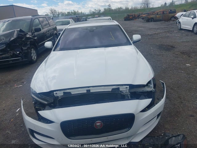 SAJAP4FX0LCP58372 Jaguar Xe Se