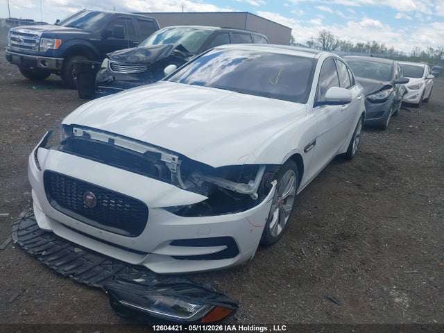SAJAP4FX0LCP58372 Jaguar Xe Se