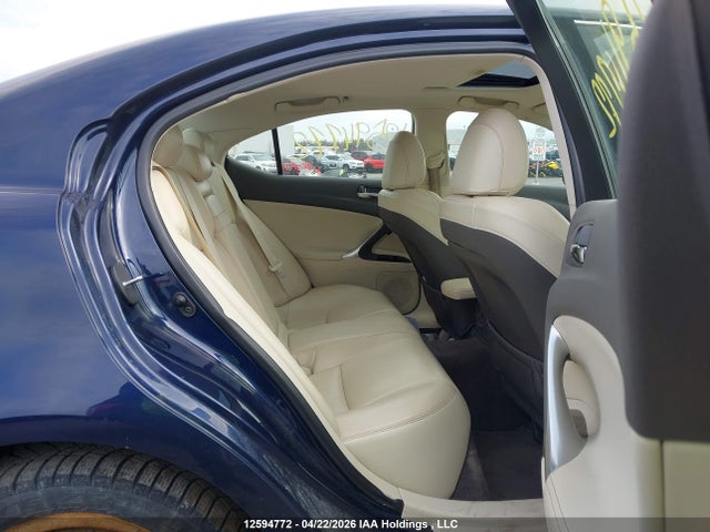 12594772 :رقم المزاد ، JTHCF5C26B5049147 vin ، 2011 Lexus Is 250 مزاد بيع