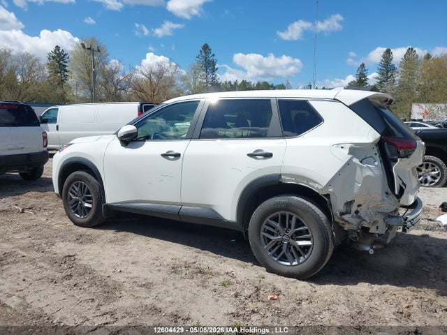 JN8BT3AB0RW437268 Nissan Rogue