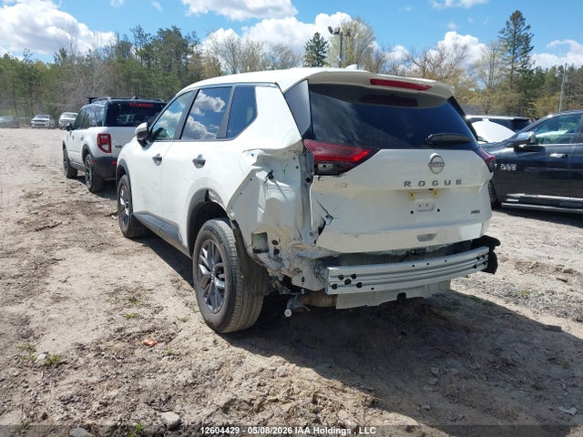 JN8BT3AB0RW437268 Nissan Rogue