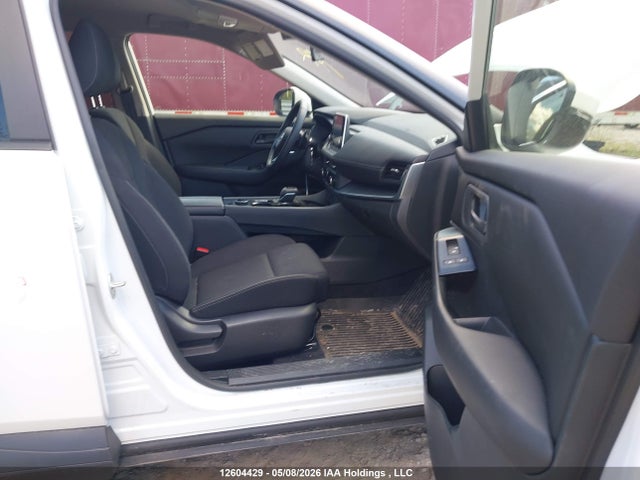 JN8BT3AB0RW437268 Nissan Rogue