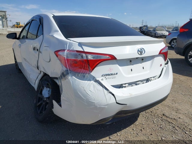2016 Toyota Corolla S მანქანა იყიდება აუქციონზე, vin: 2T1BURHE0GC555905, აუქციონის ნომერი: 12604441