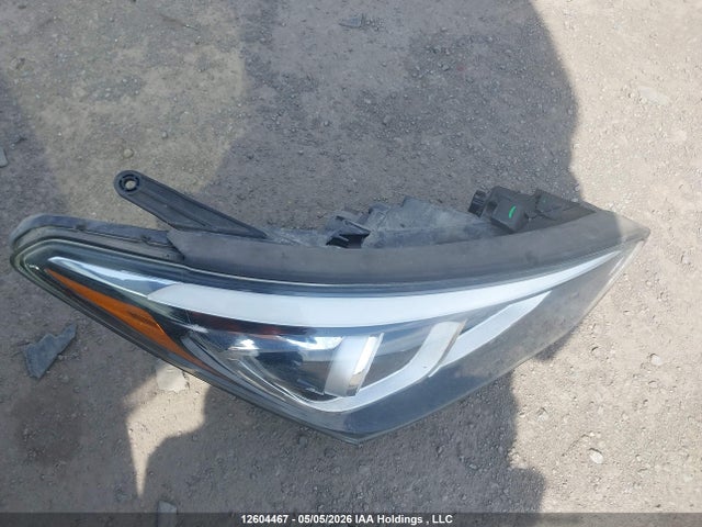5XYZU3LB6HG477841 Hyundai Santa Fe Sport 2.4 Premium