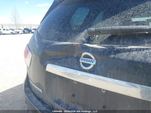 2015 Nissan Pathfinder S/sv/sl/platinum მანქანა იყიდება აუქციონზე, vin: 5N1AR2MM3FC679929, აუქციონის ნომერი: 12604480