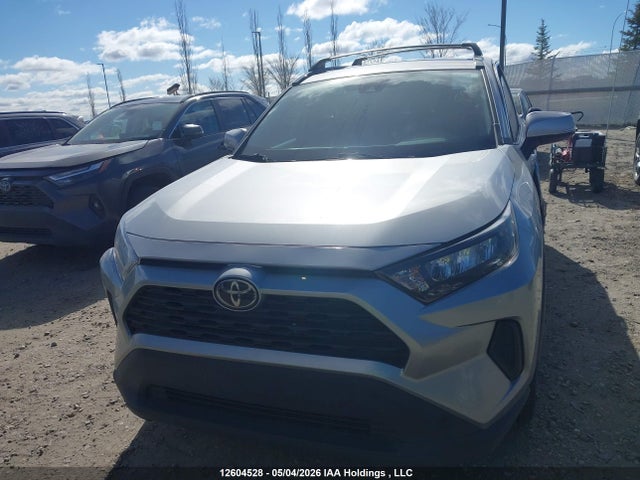 12604528 :رقم المزاد ، 2T3B1RFV7LC105312 vin ، 2020 Toyota Rav4 Le مزاد بيع