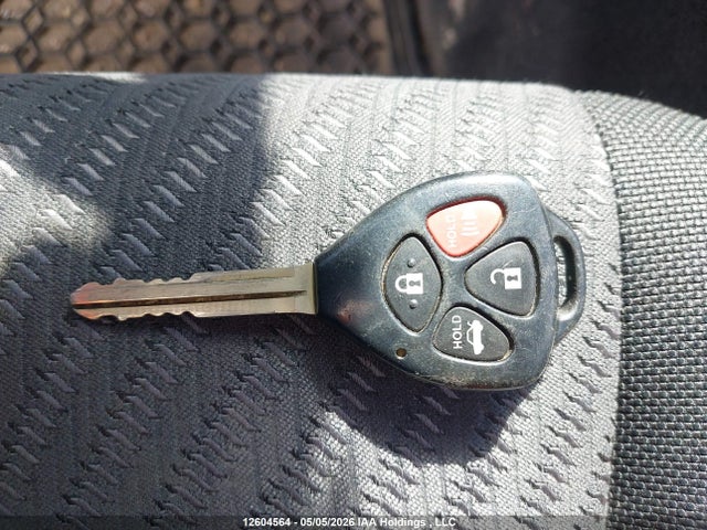 4T1BF1FK9HU801001 Toyota CAMRY LE