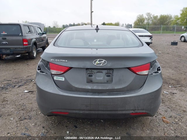 2013 Hyundai Elantra Gls მანქანა იყიდება აუქციონზე, vin: 5NPDH4AE7DH260724, აუქციონის ნომერი: 12604580