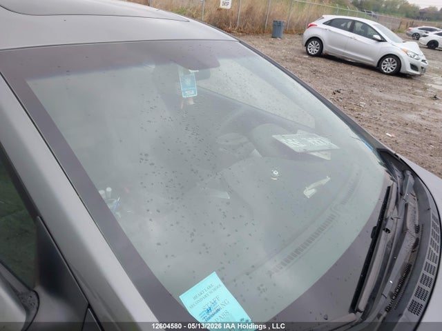 2013 Hyundai Elantra Gls მანქანა იყიდება აუქციონზე, vin: 5NPDH4AE7DH260724, აუქციონის ნომერი: 12604580
