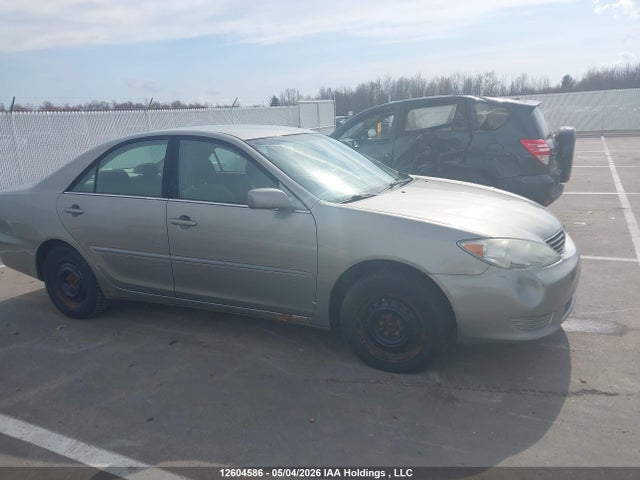 2005 Toyota Camry Le/xle/se მანქანა იყიდება აუქციონზე, vin: 4T1BE32K95U963114, აუქციონის ნომერი: 12604586