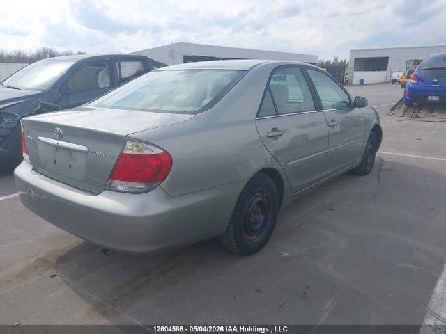 2005 Toyota Camry Le/xle/se მანქანა იყიდება აუქციონზე, vin: 4T1BE32K95U963114, აუქციონის ნომერი: 12604586