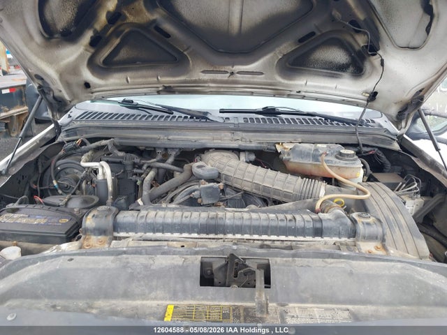 12604588 :رقم المزاد ، NB102878 vin ، 2006 Ford F450 Super Duty مزاد بيع