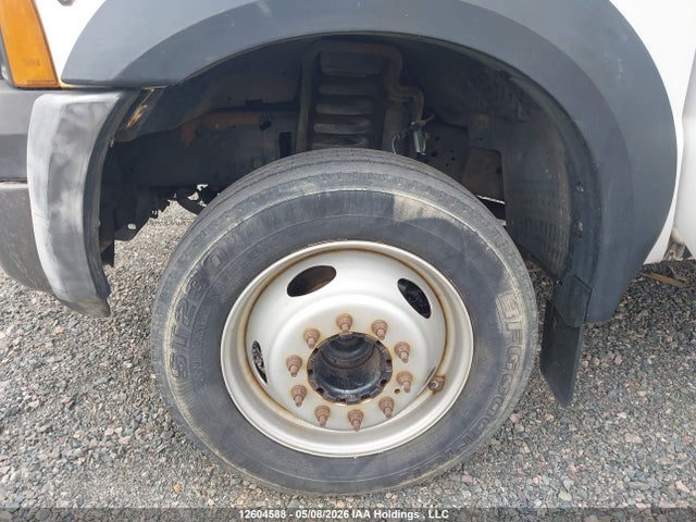 12604588 :رقم المزاد ، NB102878 vin ، 2006 Ford F450 Super Duty مزاد بيع