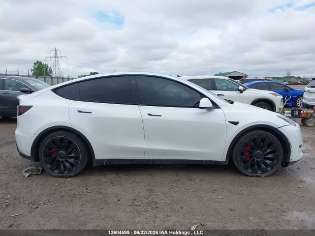 Tesla Model Y Performance 2022 7SAYGDEFXNF522164 Image 14
