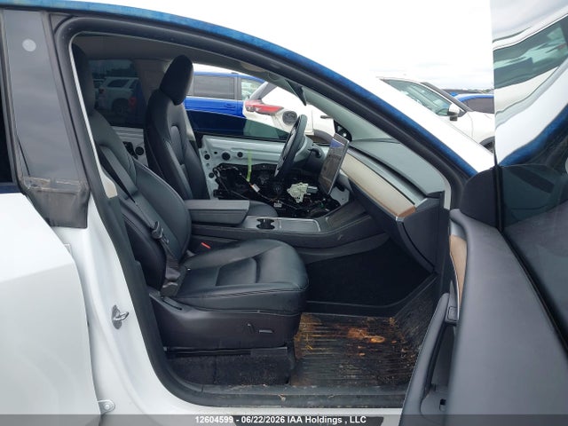 Tesla Model Y Performance 2022 7SAYGDEFXNF522164 Image 5