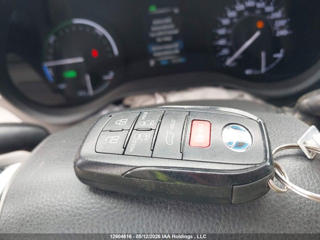12604616 :رقم المزاد ، 5TDGRKEC5MS028060 vin ، 2021 Toyota Sienna مزاد بيع