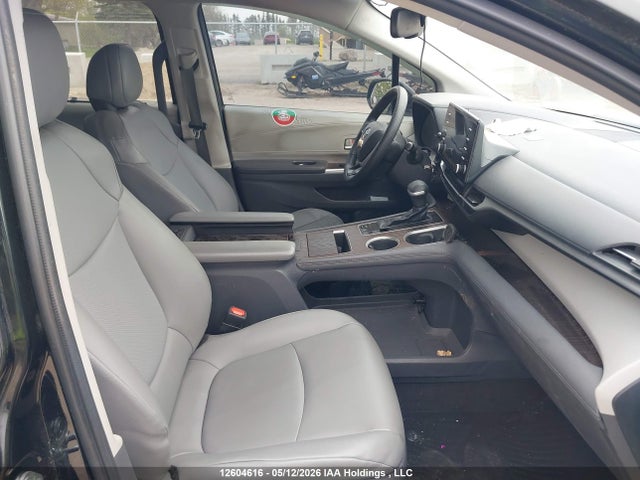 12604616 :رقم المزاد ، 5TDGRKEC5MS028060 vin ، 2021 Toyota Sienna مزاد بيع