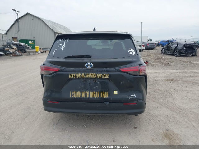 12604616 :رقم المزاد ، 5TDGRKEC5MS028060 vin ، 2021 Toyota Sienna مزاد بيع