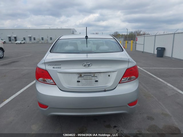 KMHCT4AE9FU869196 Hyundai Accent
