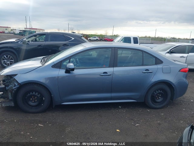 12604625 :رقم المزاد ، 5YFBPRBE7LP121247 vin ، 2020 Toyota Corolla Le مزاد بيع