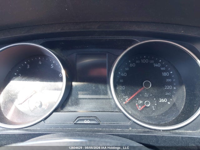 2018 Volkswagen Tiguan Trendline მანქანა იყიდება აუქციონზე, vin: 3VV0B7AX8JM045685, აუქციონის ნომერი: 12604629